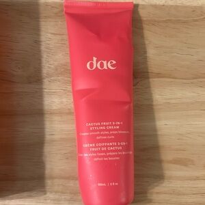 Dae Cactus Fruit Styling Cream - Vibrant Pink